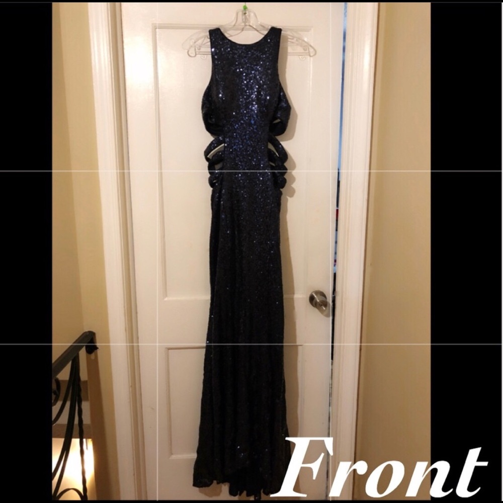 Prom Dress - Picture 2 of 5